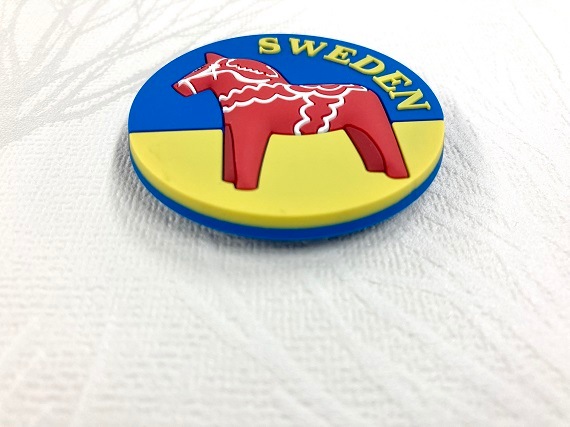 ダーラナホースゴム製マグネット　ラウンド型