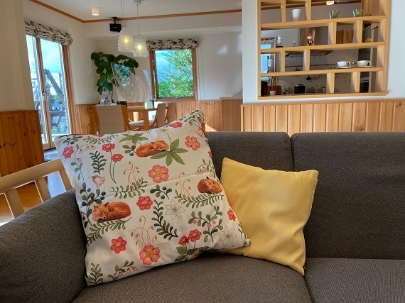 【Sleeping Fox】クッションカバー／Arvidssons