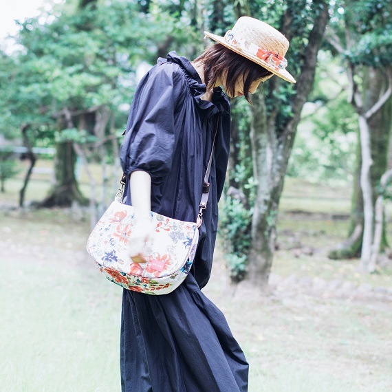 撥水加工生地ショルダーバッグ／pink india