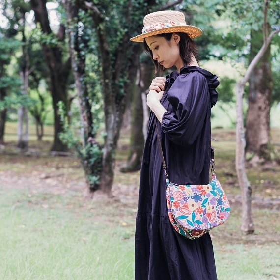 撥水加工生地ショルダーバッグ／pink india