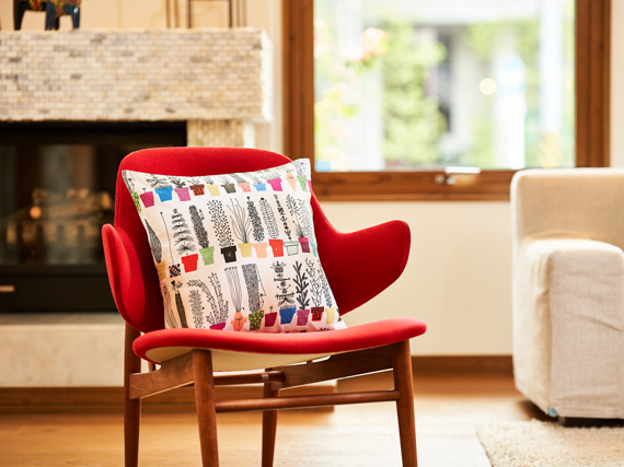 【Italienskbomsterhylla イタリエンスク ブロムステルヒッラ】クッションカバー/Almedahls