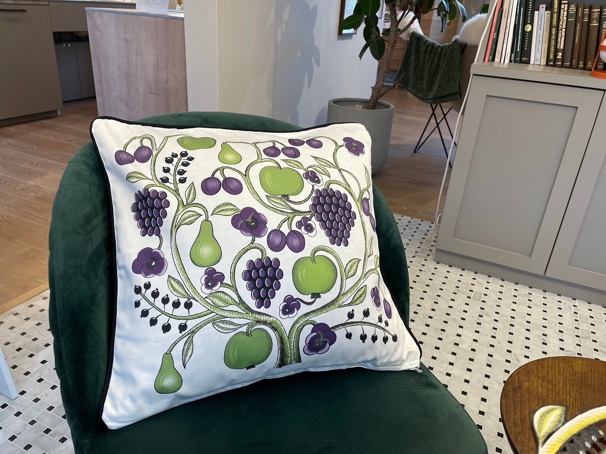 クッションカバー　ORCHARD オーチャード／Kuovi