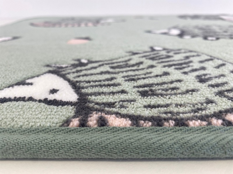 ハリネズミバスマット/LISA LARSON