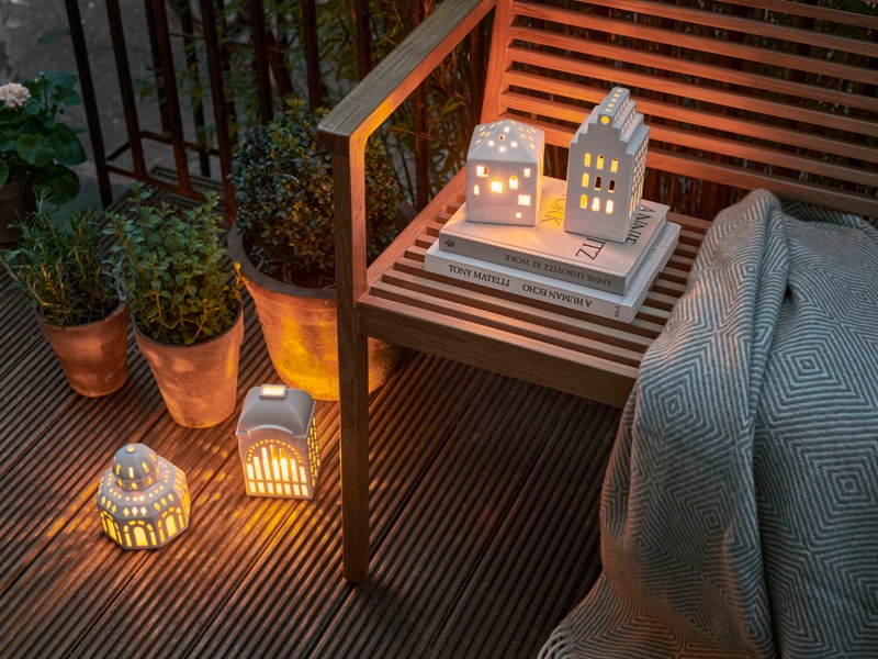 Urbania　マナー／KAHLER