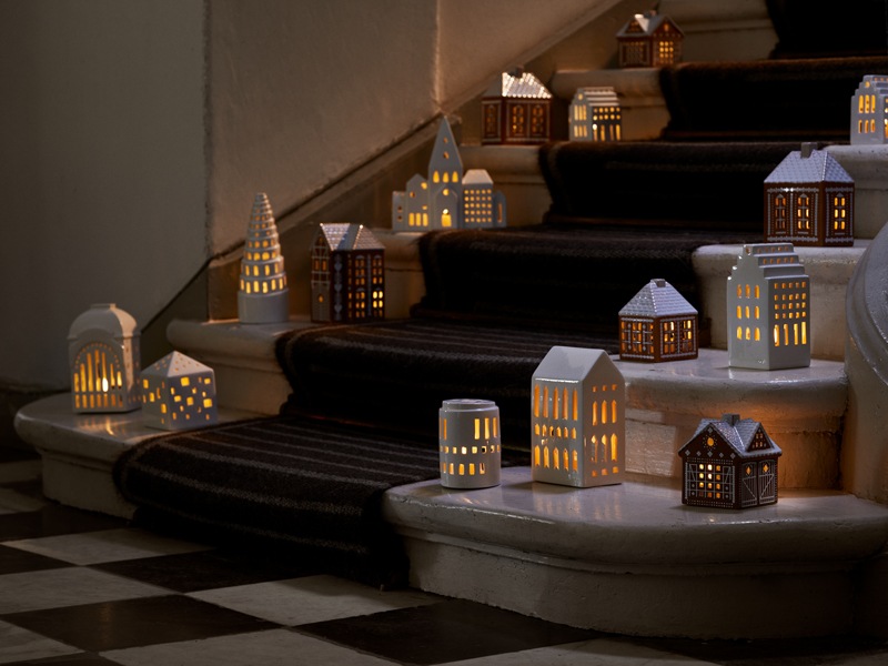 Urbania　マナー／KAHLER