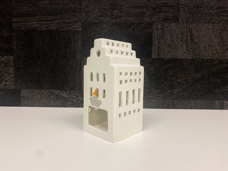 Urbania　マナー／KAHLER