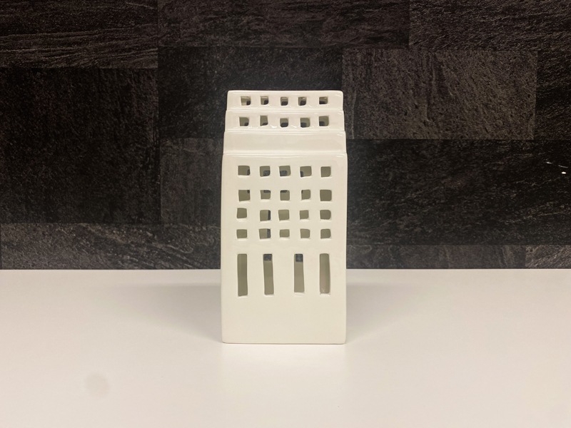 Urbania　マナー／KAHLER