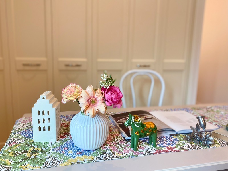 ハンマースホイベース　ホワイト　（H13cm）／KÄHLER