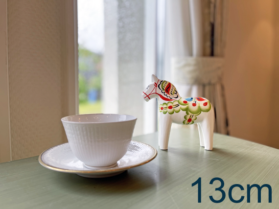 ダーラナホース（白色ベース定番柄）　誕生月：１月