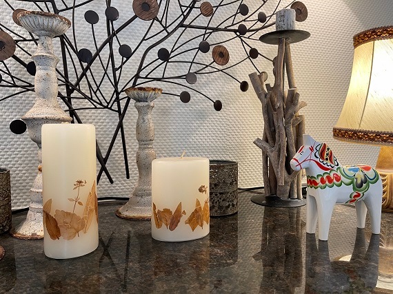 ダーラナホース（白色ベース定番柄）　誕生月：１月