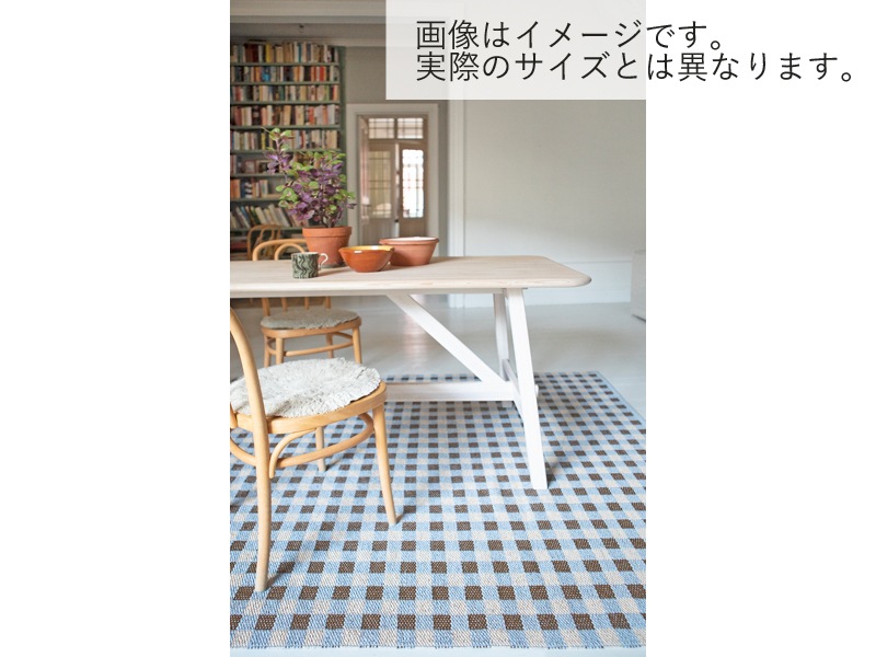 【Poppy】プラスチック製ラグ（70×150ｃｍ）／BRITA SWEDEN