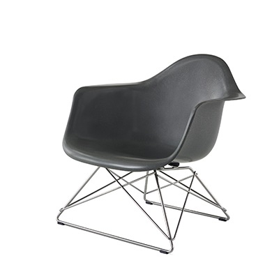Eames Fiberglass Armchair Low Wirebase
