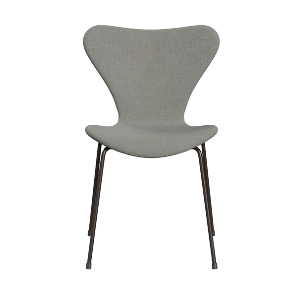 stoop | 'SERIES 7' Chair by Arne Jacobsen for Fritz Hansen