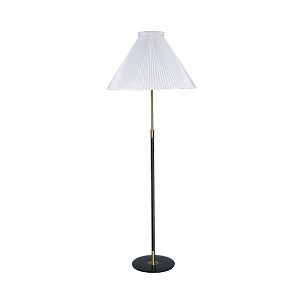 LE KLINT　モデル351 フロアスタンド ホワイトプリーツシェード Model351 Floor Lamp（モデル351 フロアランプ） / LE KLINT（レ