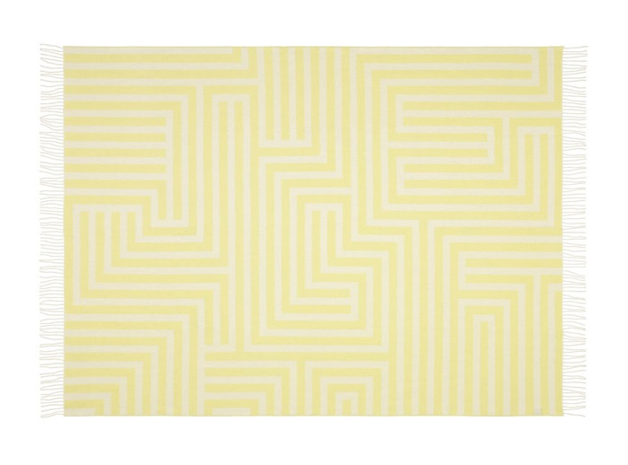 �ڼ谷����λ��Girard Blankets
