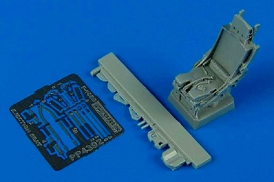 4392 F-105D イジェクションシート|飛行機用パーツ|飛行機