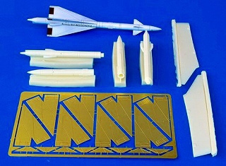 48-010 R-40RD(AA-6C アグリッドC)セミアクティブレーダー誘導 長距離空対空ミサイル|飛行機用パーツ|飛行機