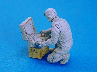 【再入荷】LF0131 現用米軍 爆発物処理隊 タロン・ロボット操縦 EOD(タロン・ロボットは含みません)|大戦後のフィギュア|フィギュア
