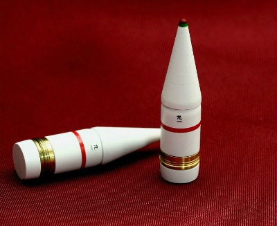 旧日本軍 砲弾信管 3点セット 昭和期 骨董品 IJN35107 日本海軍 戦艦 大和用 46cm砲弾 & 火薬缶 | バンカースタジオ