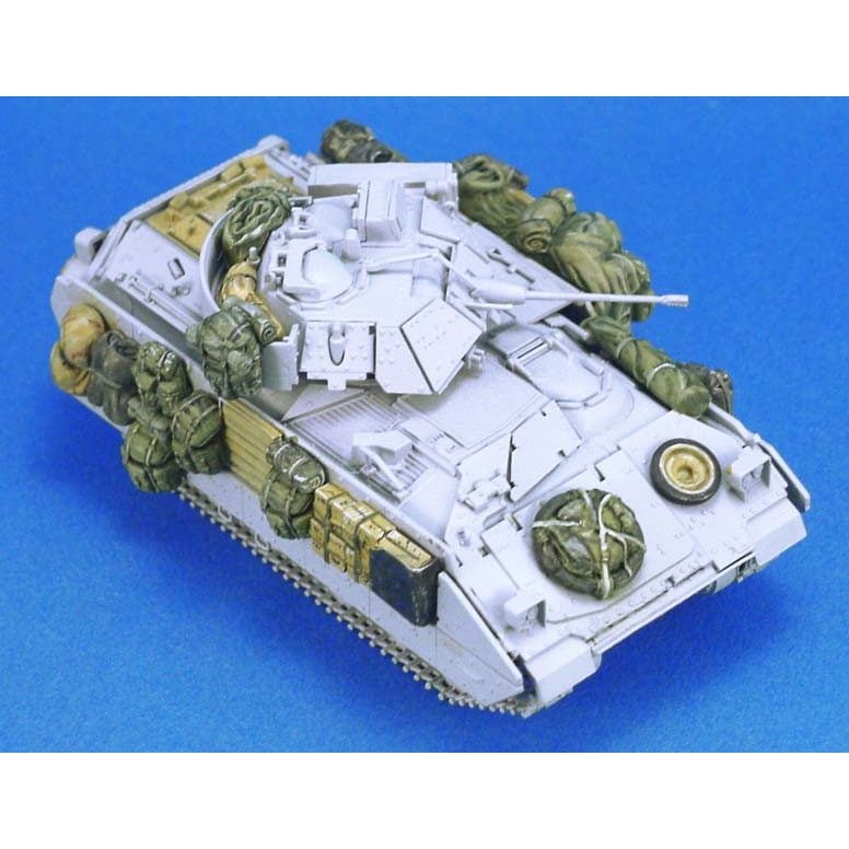 【再入荷】LF7205 M2A2 ブラッドレー OIF 装備品セット|AFV用パーツ|AFV