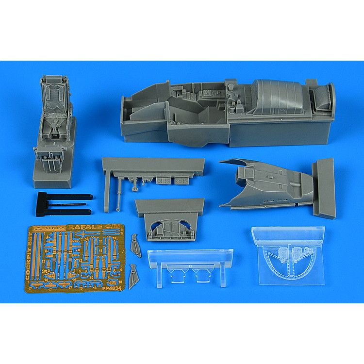 4834 ダッソー ラファール C/M コックピットセット (レベル用)|飛行機用パーツ|飛行機