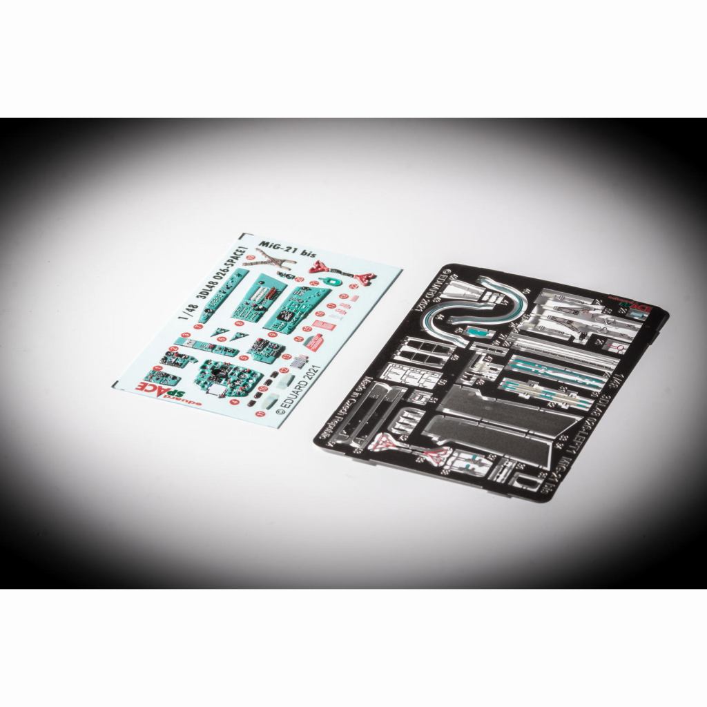 3DL48026 1/48 ミグ MiG-21bis フィッシュベッド 「スペース」内装3Dデカールw/エッチングパーツセット (エデュアルド用)|飛行機用デカール|飛行機