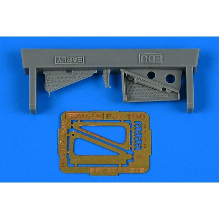 7377 1/72 フォッケウルフ Fw190 垂直尾翼点検ハッチ (初期型) (エデュアルド用)|飛行機用パーツ|飛行機