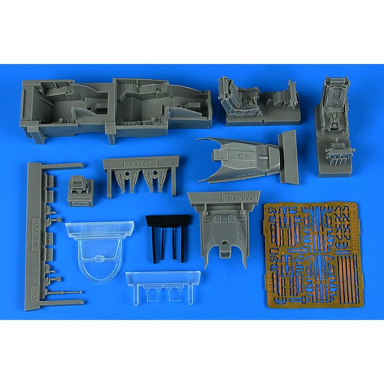 4855 1/48 ラファールB (後期型) コクピット (レベル用)|飛行機用パーツ|飛行機