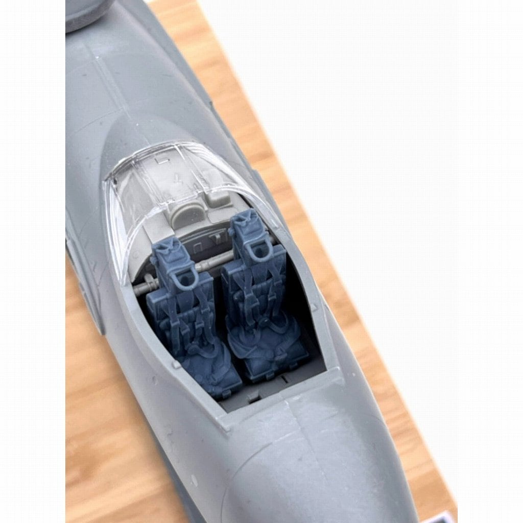 【新製品】PILOT REPLICAS 483D010 1/48 マーチンベーカー Mk.3 射出座席 (2個入り)(ヴァンパイアT11等用)|飛行機用パーツ|飛行機