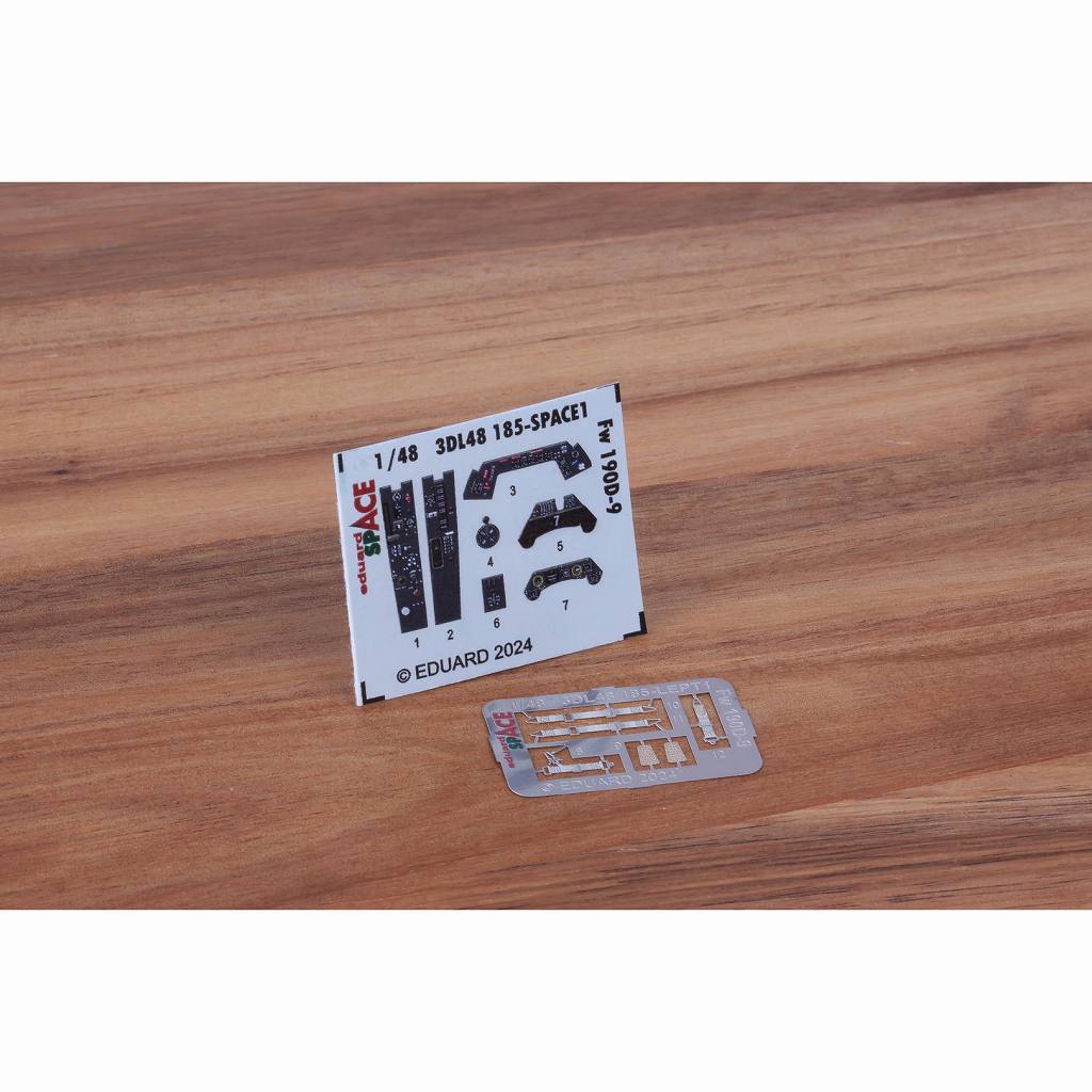 3DL48185 1/48 Fw190D-9 �����ڡ����� ����3D�ǥ����� w/���å��󥰥ѡ��ĥ��å� (���ǥ奢�����)