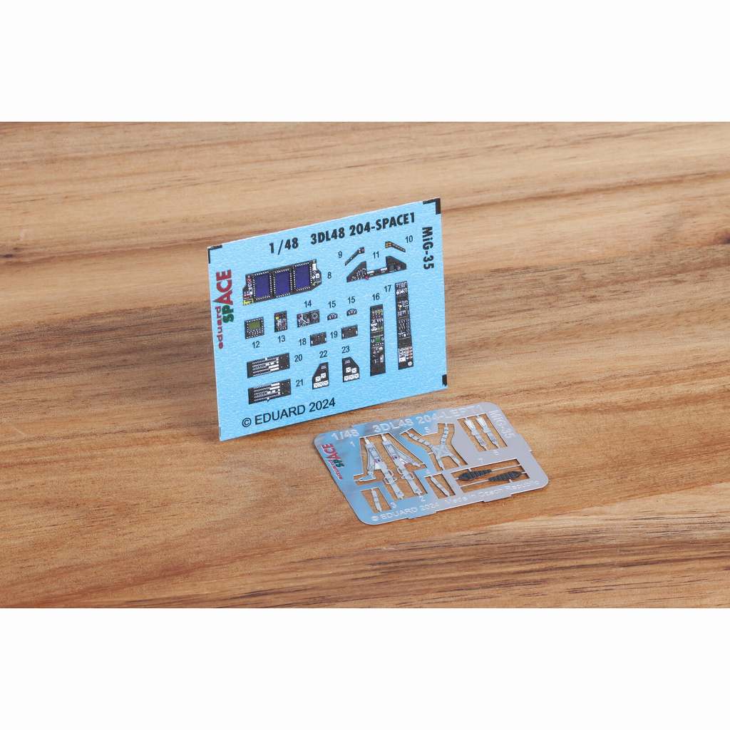 3DL48204 1/48 �ߥ� MiG-35 �ե륯���F ���ڡ�������3D�ǥ����� w/���å��󥰥ѡ��ĥ��å� (�ۥӡ��ܥ���)