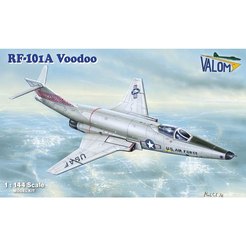 14441 1/144 RF-101A ヴードゥー|大戦後の飛行機モデル|飛行機