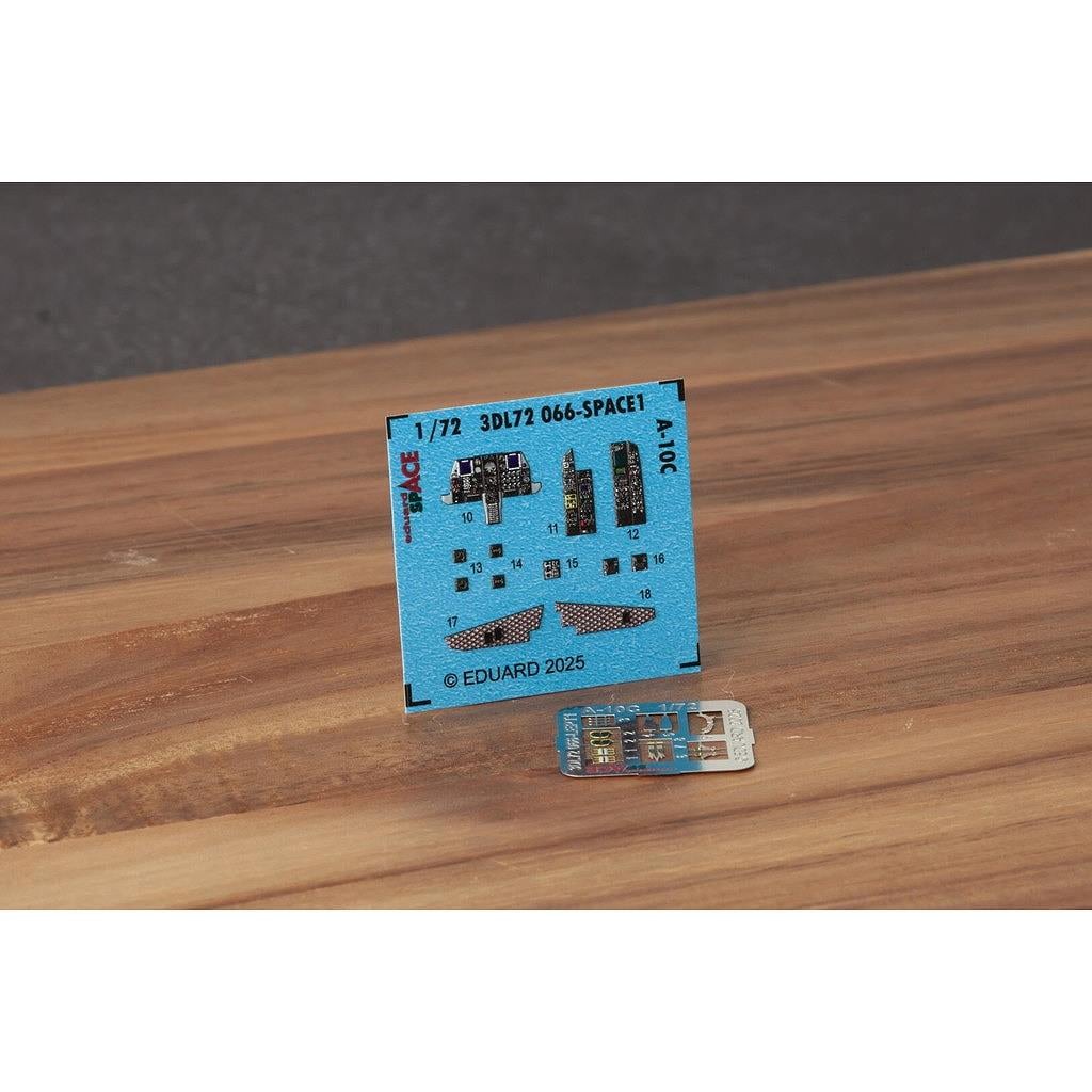 【再入荷】3DL72066 1/72 フェアチャイルド A-10C サンダーボルトII スペース内装3Dデカール w/エッチングパーツセット (グレートウォール用)|飛行機用デカール|飛行機