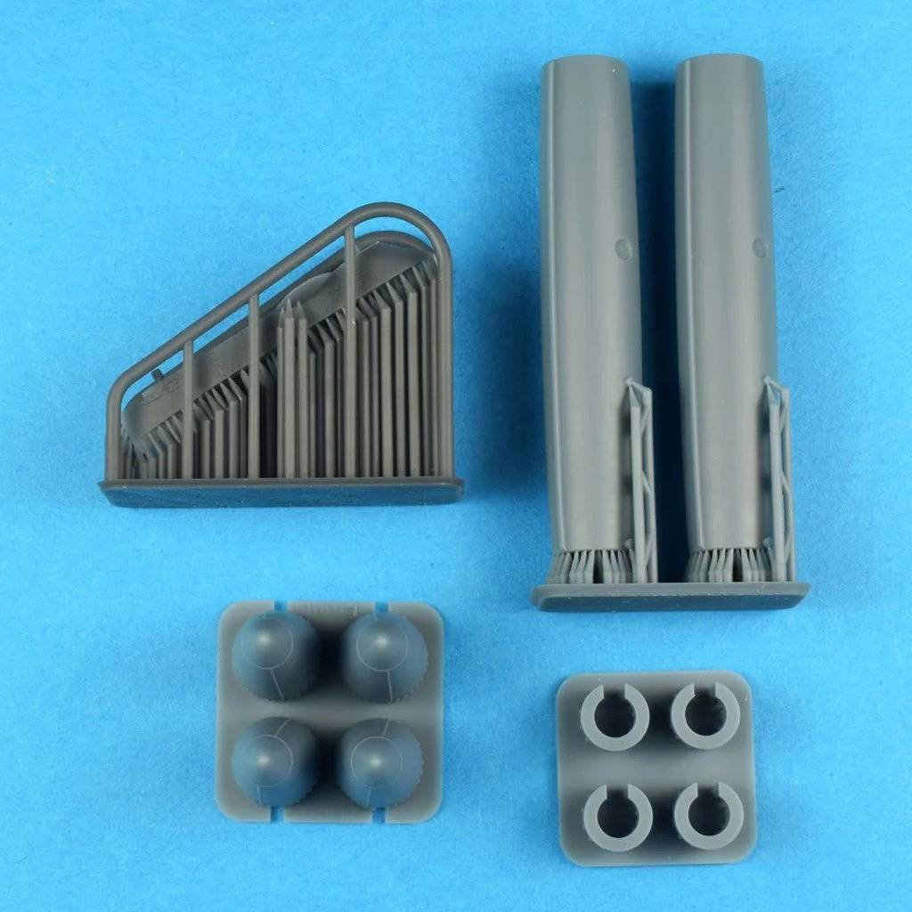 �ڿ����ʡ�HMR72003 F-4 �ե���ȥ�II 370�����󥿥�