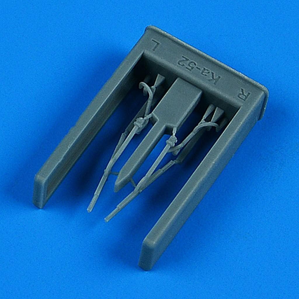 �ڿ����ʡ�49202 1/48 ����� Ka-52 ���ꥲ������ ���ɥ磻�ѡ�(���٥�����)