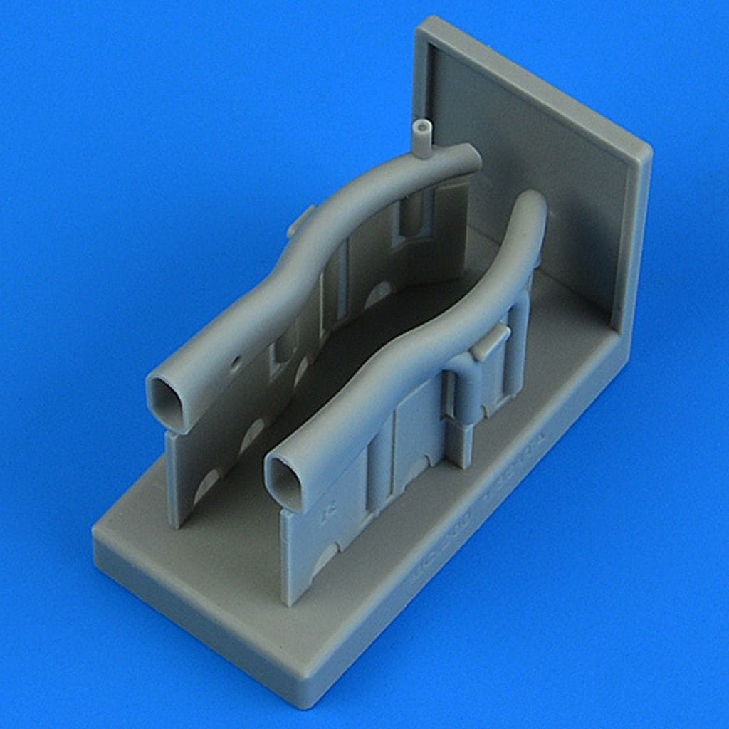 新製品】32361 1/32 マッキ MC.200 排気管(イタレリ用) | クイック