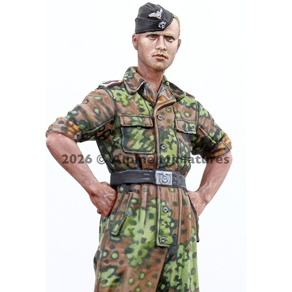 新製品】35336 1/35 WWII ドイツ 武装親衛隊戦車兵 下士官