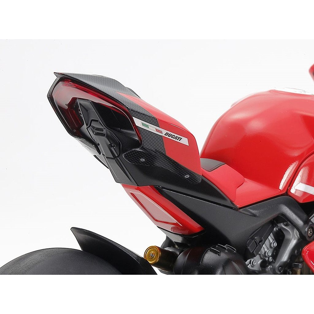 14143 1/12 ドゥカティ スーパーレッジェーラV4 with RACING KIT