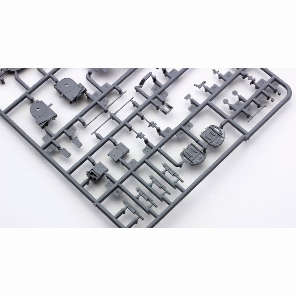 再入荷】G72-205 ドイツ Sd.Kfz.7/1 8トン ハーフトラック 20mm 4連装
