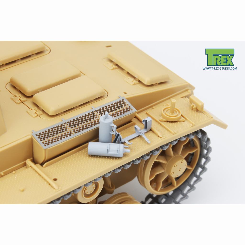 TR35021 1/35 WWII ドイツ用消火器 初期型【ネコポス不可】 | T