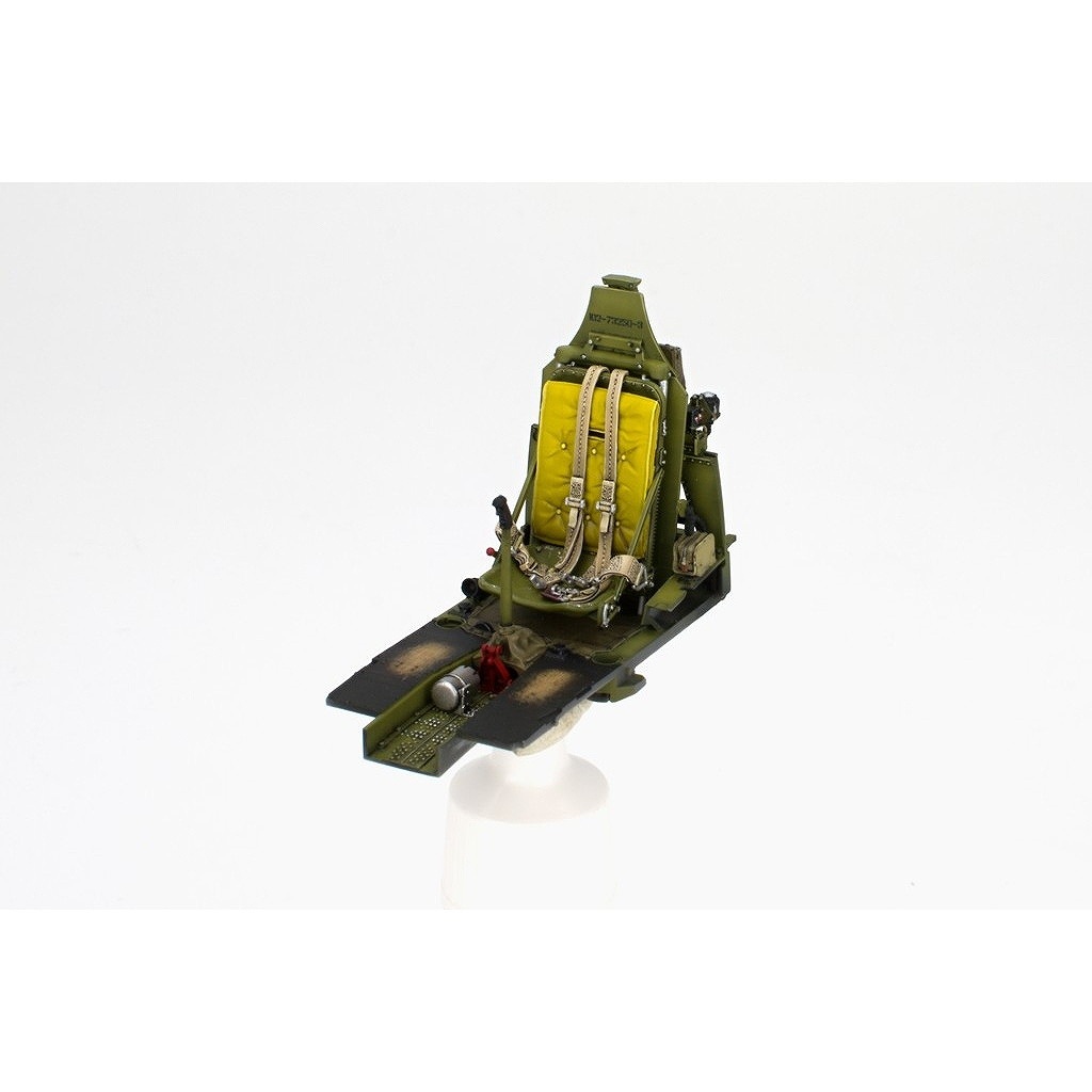 �ڿ����ʡ�932011 1/32 �Ρ�������ꥫ�� P-51B �ޥ����� �������ϥ��֥�åɥ��ǥ������