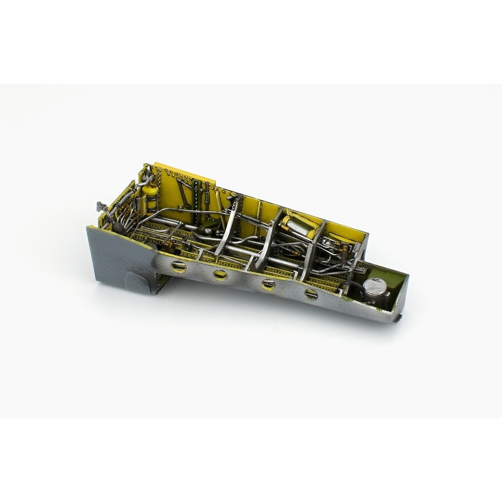 �ڿ����ʡ�932011 1/32 �Ρ�������ꥫ�� P-51B �ޥ����� �������ϥ��֥�åɥ��ǥ������