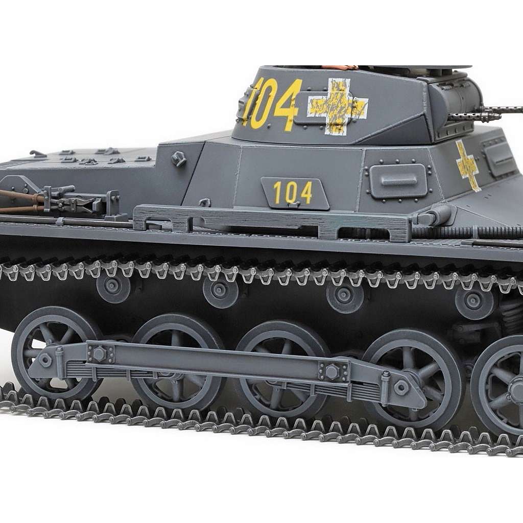 イタレリ 1/35 I号B型指揮戦車 他、AFVキット 全10個セット イタレリ 1/35 小型指揮戦車(I号指揮戦車)を作る - ナイトウモデルズ