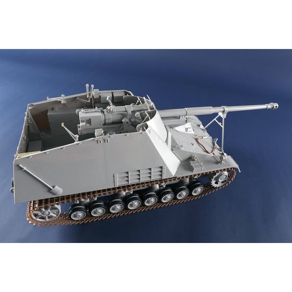 新製品】00954 1/16 ドイツ軍 対戦車自走砲 Sd.kfz.164 ナースホルン