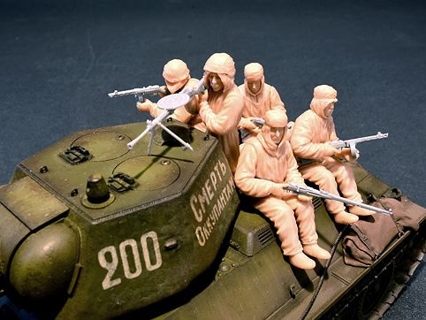 35226 ソビエト突撃歩兵（冬季迷彩服仕様）5体入 | ミニアート