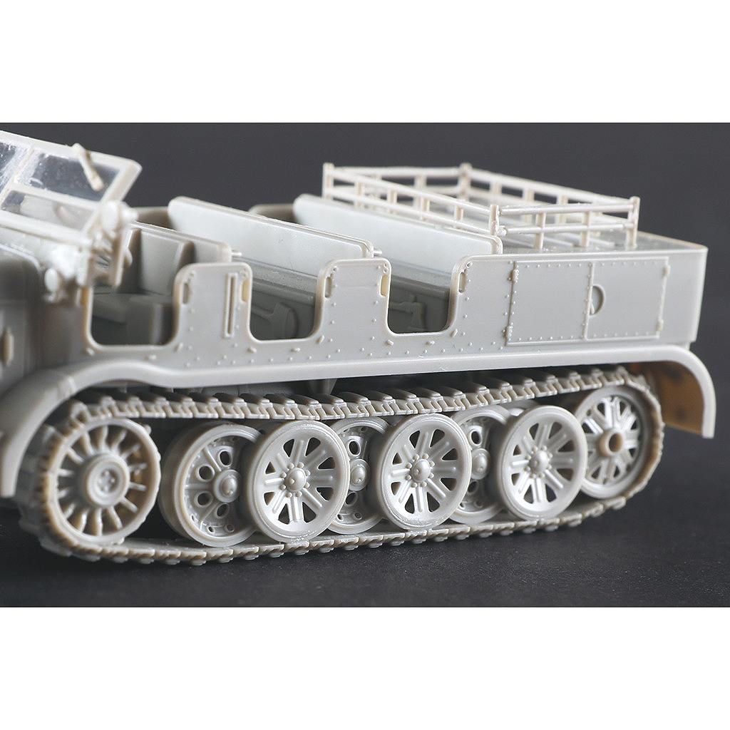 07403 1/72 �ɥ��ķ� Sd.kfz.8 12���ťϡ��եȥ�å�