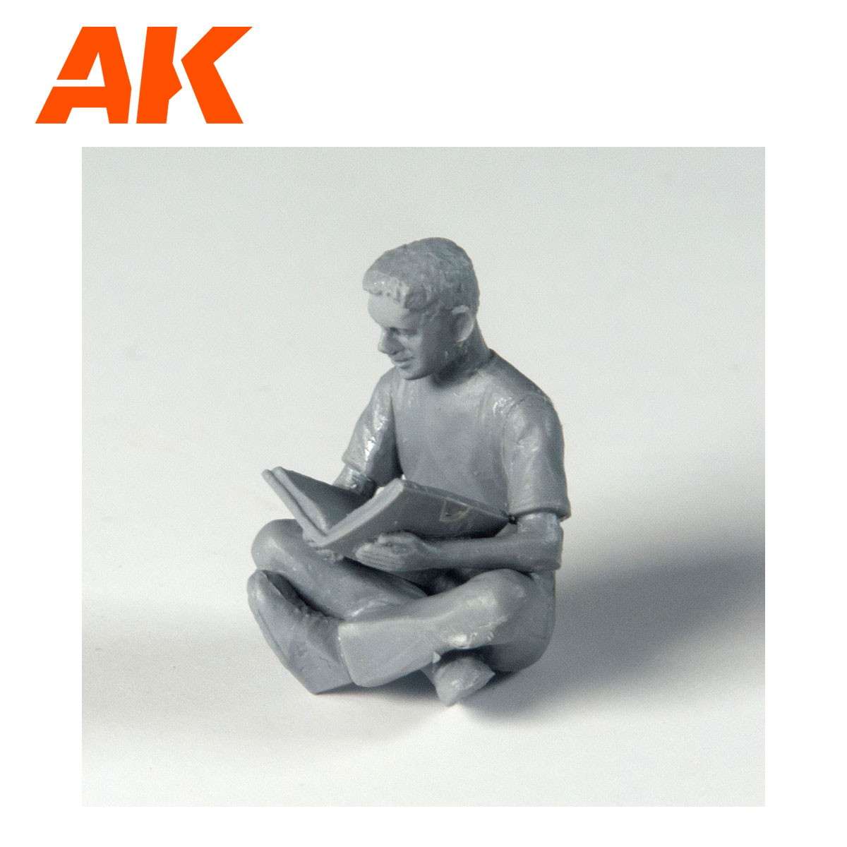 再入荷】AK35016 1/35 少年フィギュアセット | AKインタラクティブ AK