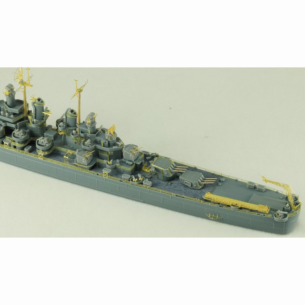 E57020 1/700 米海軍 軽巡洋艦 クリーブランド CL-55 1945年