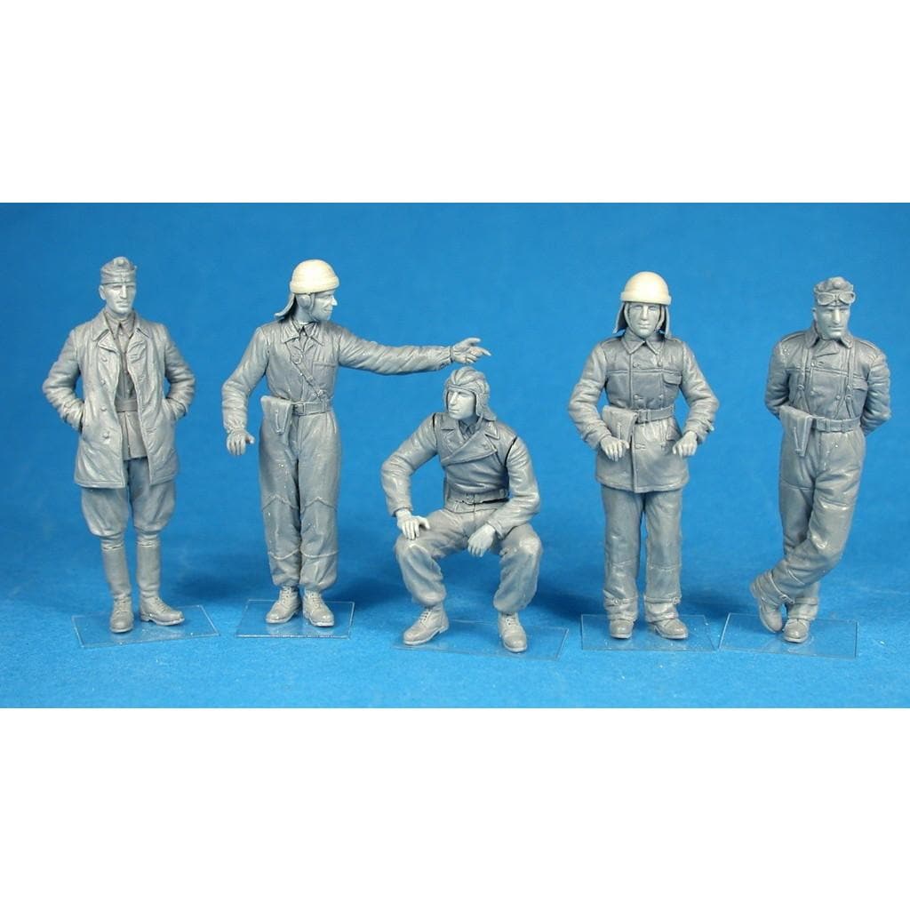 ミニアート 1/35 ハンガリー戦車兵 プラモデル rdzdsi3 Amazon | ミニアート 1/35 ハンガリー戦車兵 プラモデル