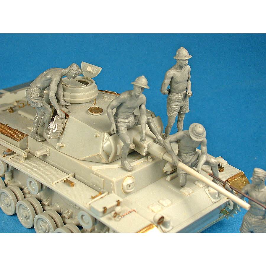 戦車　ニミリタリー　フィギュア 戦車 ニミリタリー フィギュア 5体のフィギュアを一気塗り！ お